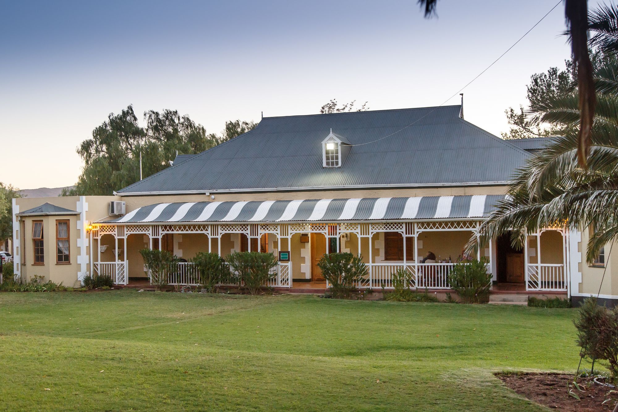 De Denne Country Guest House Oudtshoorn Exterior foto